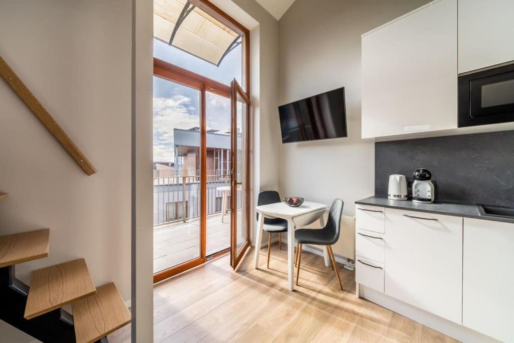New Loft With Rooftop Terrace In The Old Town Riga Ngoại thất bức ảnh